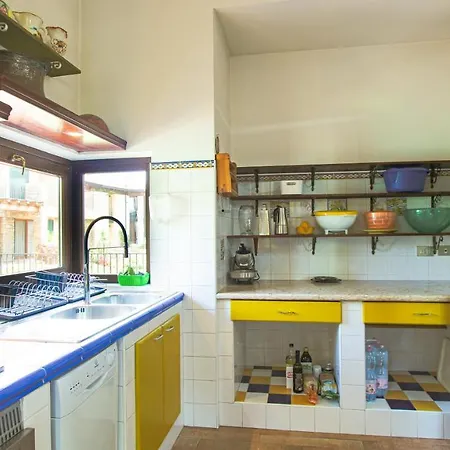 Mio Villa